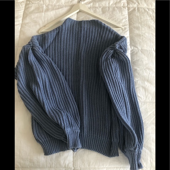 💙NA-KD Knitted Blue Oversized Sweater, High Neck with Puff Sleeves💙 - Picture 2 of 9